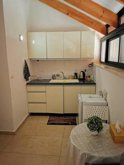 A Wonderful Studio6 Apt In The Center Of Jerusalém Exterior foto